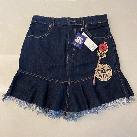 Sailor Moon meets GU patches denim skirt - Picture 1 of 7
